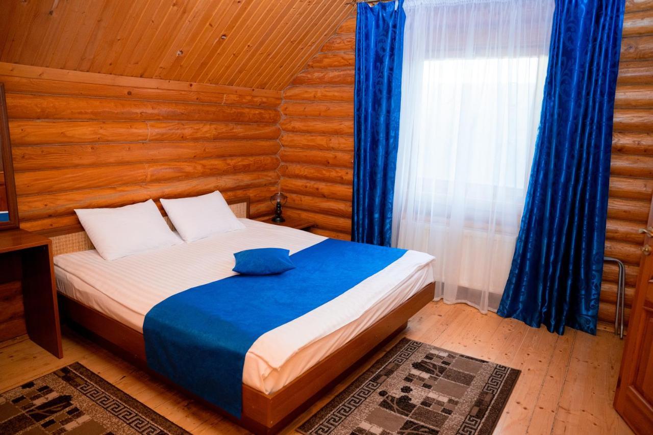 Gostiniy Dvor Non-Stop Otel Herson Dış mekan fotoğraf